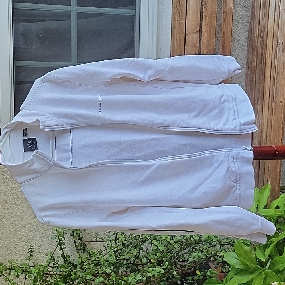 White Armani Exchange jacket size M. Very good condition.